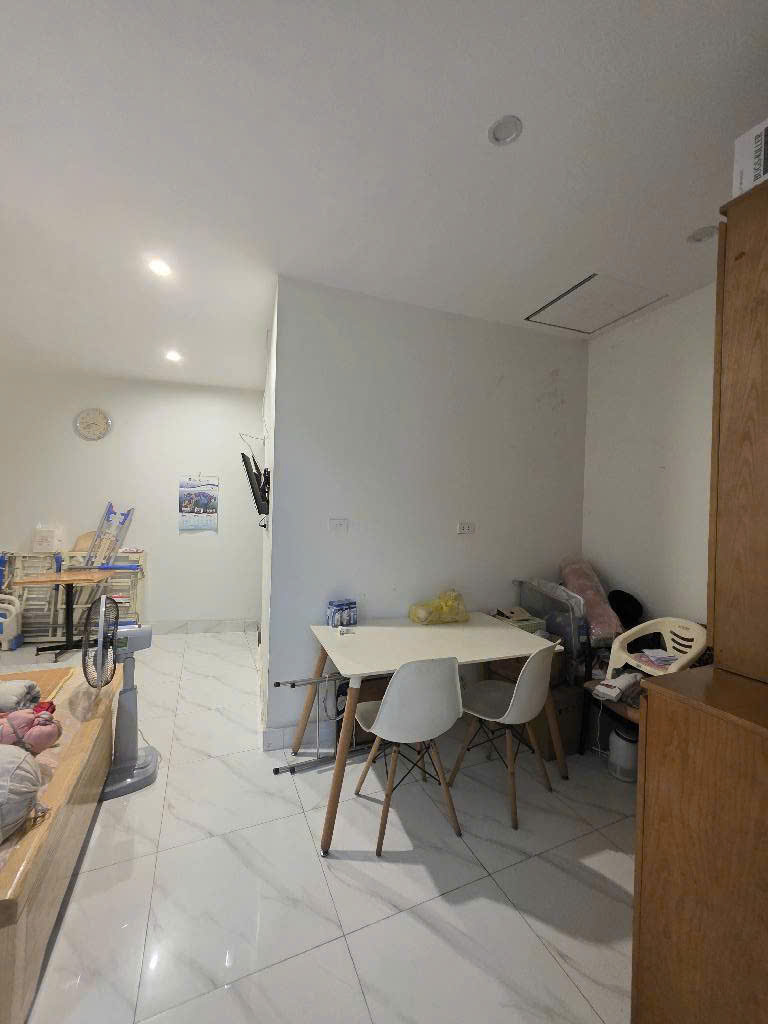 Bán lô đất 53m² phố Quan Nhân, ngõ ô tô thông, mặt tiền 5m, giá 13 tỷ